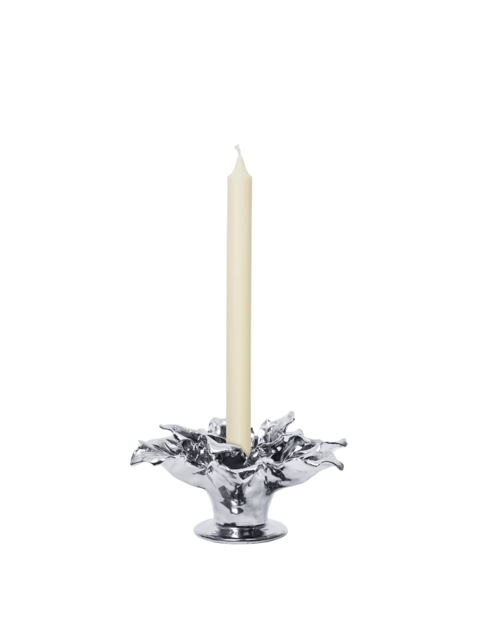 FERM LIVING zestaw dwóch świeczników HOLLY LEAF – srebrny.png