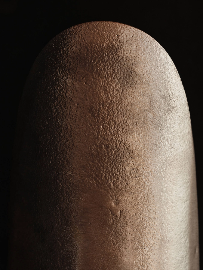 FERM LIVING świecznik podłogowy AGAPÉ – aluminium.jpeg