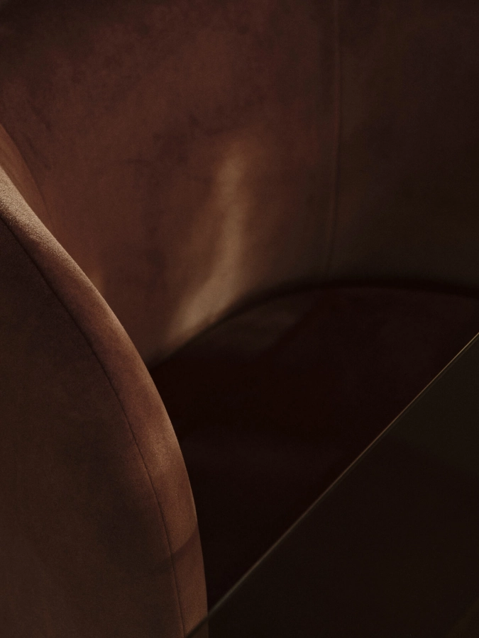 FERM LIVING fotel obrotowy RICO CLUB – rich velvet – kawowy.jpeg