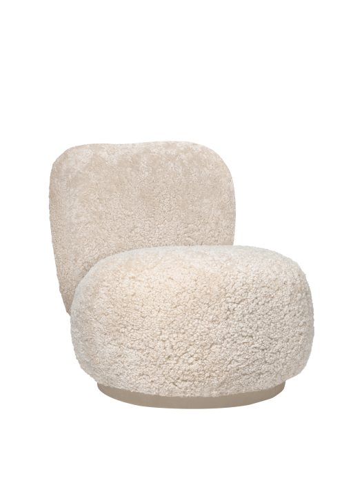 FERM LIVING fotel RICO PICCOLO - sheepskin – moonlight.png