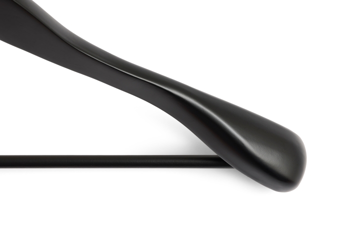 AF587-B050-AG46_Smooth Coat Hanger w bar Wide detail.jpg