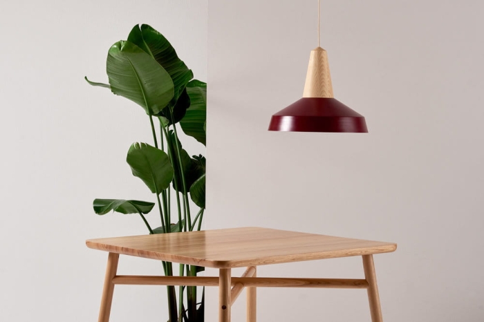 EIKON_CIRCUS_BURGUNDY_FAFA_TABLE.jpg