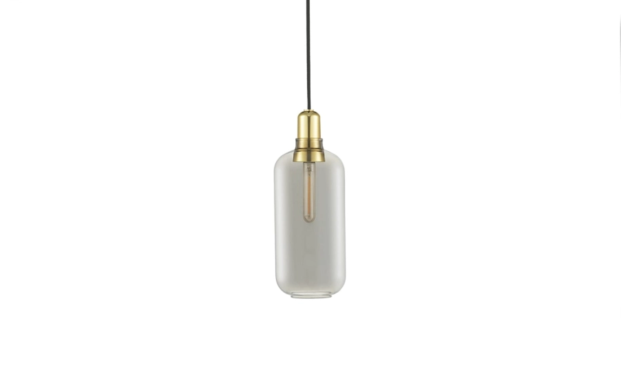 NORMANN COPENHAGEN lampa wisząca AMP L mosiądz/dymione szkło