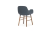 NORMANN COPENHAGEN krzesło z podłokietnikami FORM WOOD orzech/niebieskie