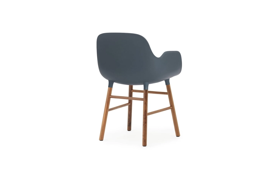 NORMANN COPENHAGEN krzesło z podłokietnikami FORM WOOD orzech/niebieskie