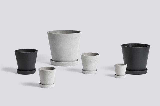 Flowerpot with Saucer Family V02.jpg