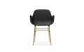 NORMANN COPENHAGEN krzesło z podłokietnikami FORM STEEL mosiądz/czarne