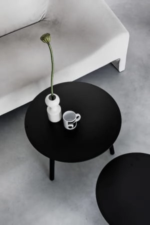 BCN_table_Low_2-300x450.jpg
