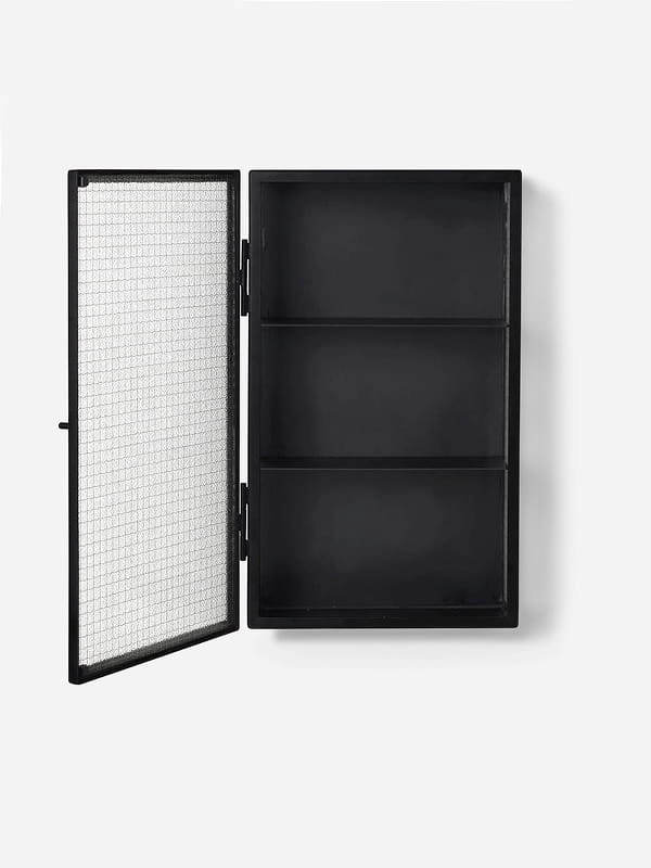 wall 1.jpg