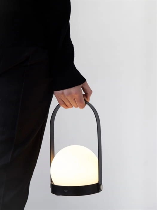 MENU lampa przenośna CARRIE czarna