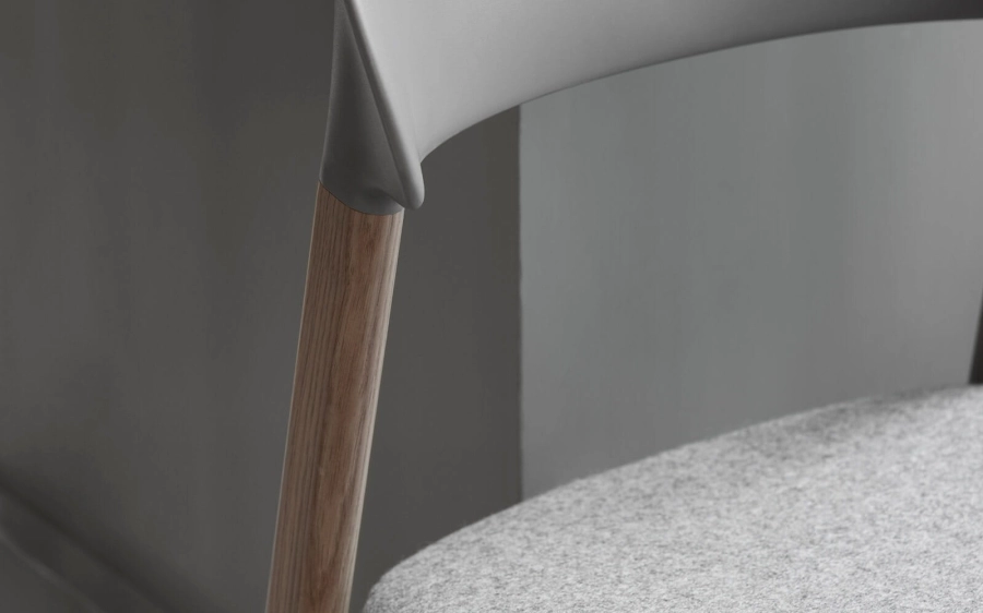 NORMANN COPENHAGEN krzesło z podłokietnikami HERIT