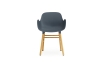 NORMANN COPENHAGEN krzesło z podłokietnikami FORM WOOD dąb/niebieskie