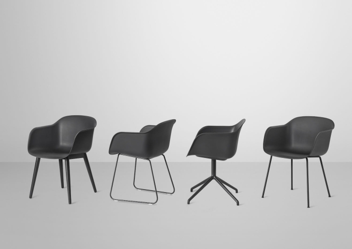 Muuto krzesła Fiber czarny.jpg