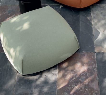 pouf large.jpg