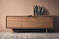 floow-sideboard-oiled-oak-veneer---closed.jpg
