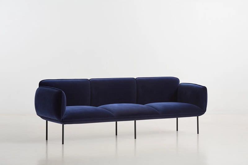 Nakki_3_seater_2.jpg