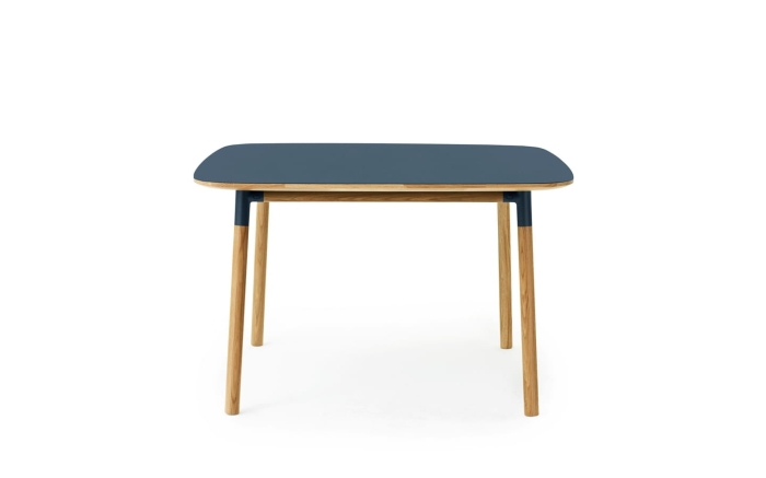 NORMANN COPENHAGEN stół FORM niebieski