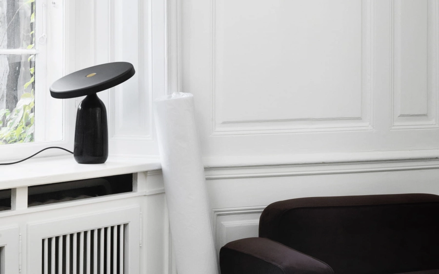 NORMANN COPENHAGEN lampa stołowa EDDY