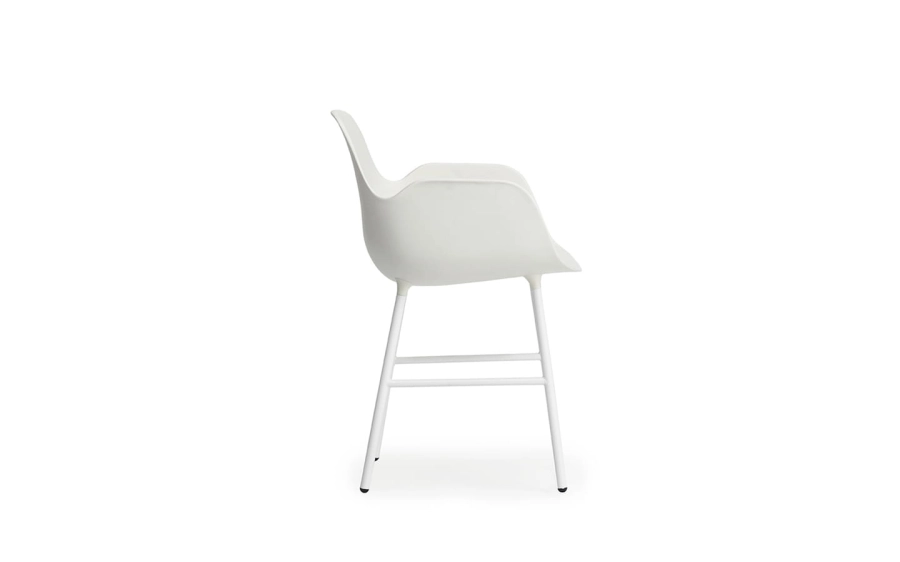 NORMANN COPENHAGEN krzesło z podłokietnikami FORM stal/białe
