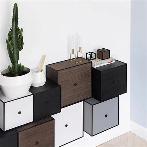 byLassen_Frame smoked oak_Rimm flowerpot_Line_Lifestyle_High Res.jpg
