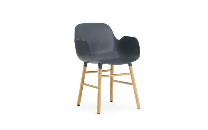 NORMANN COPENHAGEN krzesło z podłokietnikami FORM WOOD dąb/niebieskie