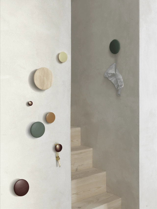 MUUTO wieszak THE DOTS METAL