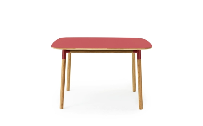 NORMANN COPENHAGEN stół FORM 120x120 czerwony