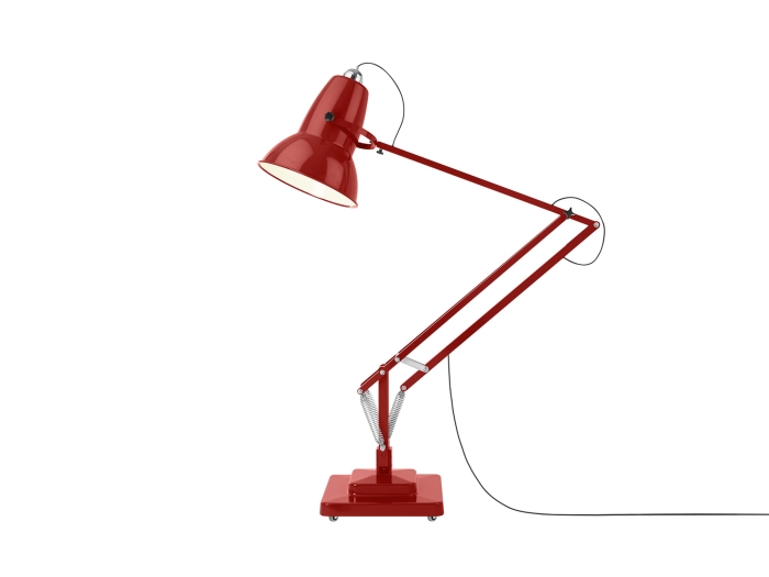 czerwona lampa podłogowa