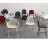 NORMANN COPENHAGEN krzesło tapicerowane z podłokietnikami FORM WOOD
