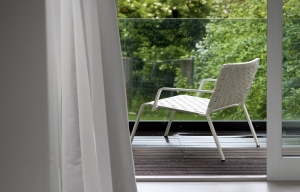 KRISTALIA fotel wypoczynkowy Rest z podłokietnikami